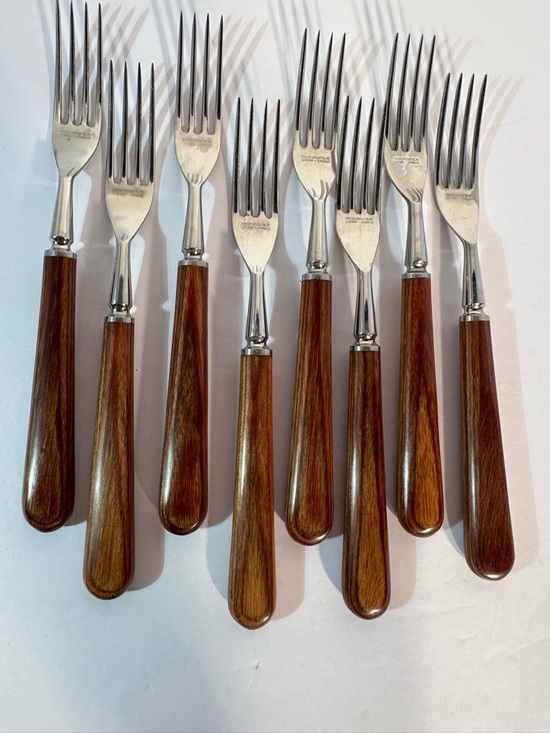 Robeson Cutlery Other - Vtg Robeson Cutlery Germany Stainless Dinner Forks Flatware Faux Wood Handle 8